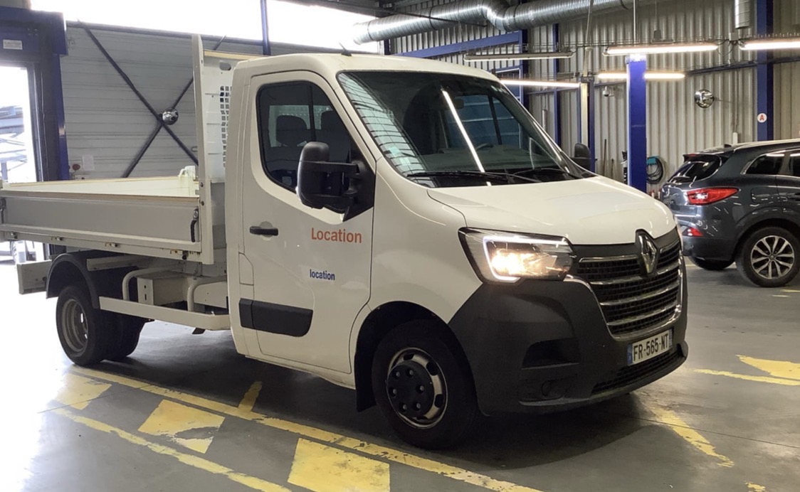 RENAULT Master III R3500RJ 2.3 dCi 130cv Benne basculante
