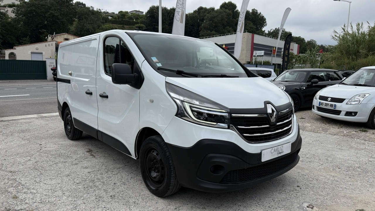 RENAULT Trafic III FG L1H1 1000 kg 2.0 DCI 120cv Gd Conf RENAULT Trafic III FG L1H1 1000 kg 2.0 DCI 120cv Gd Conf