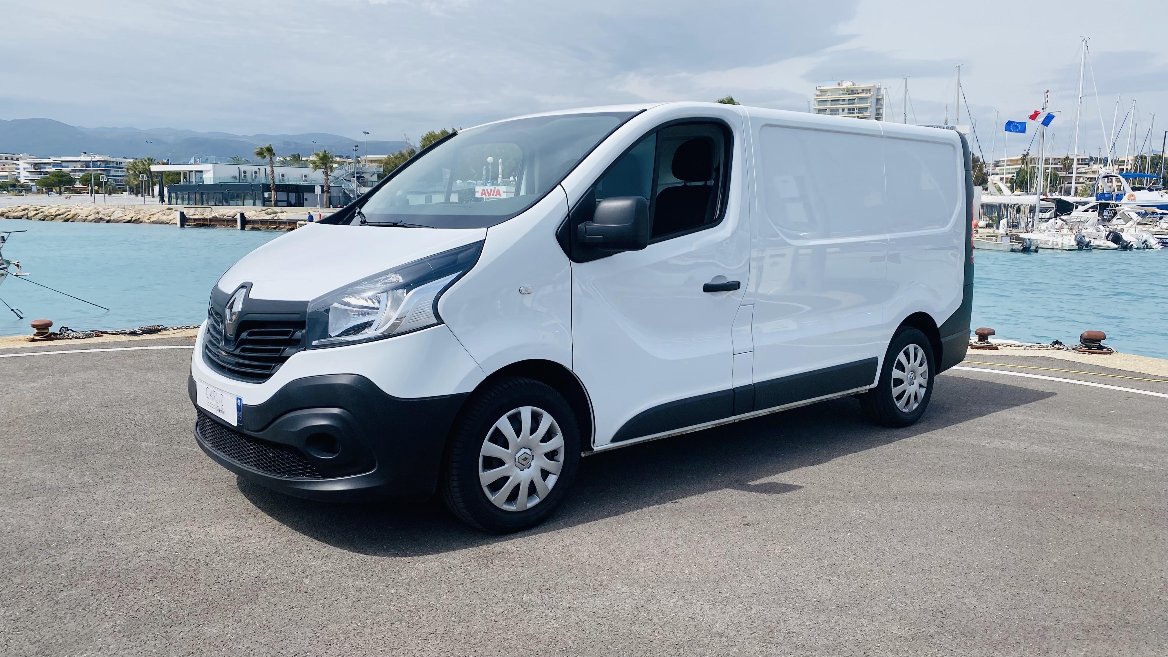 RENAULT Trafic L1H1 1000 kg 1,6 Dci 95cv Grand Confort RENAULT Trafic L1H1 1000 kg 1,6 Dci 95cv Grand Confort